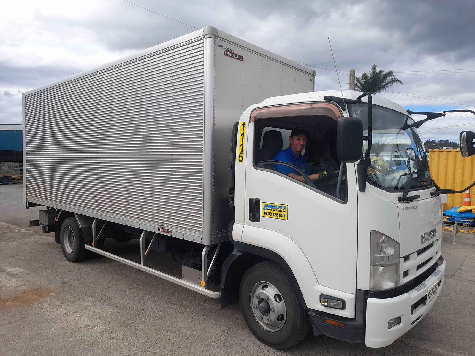 TRUCK TIP 4 Wheeler Class 1 Hire Equipment Cowleys Hire